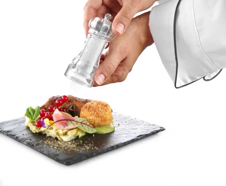 469392_Acrylic_Salt_Mill_in_use