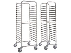 Carro Alto GN1/1 Os modelos para recipientes Gastronorm estão equipados com 17 pares de guias soldados à estrutura de tubo quadrado