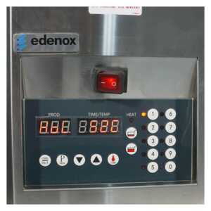 é possível definir a temperatura e o tempo de fritura. Uma v