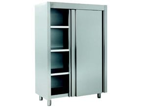 <p>Armários projetados para facilitar a organização da cozinha e aproveitar ao máximo o espaço disponível.</p>