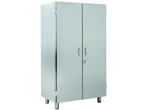 <p>Armários projetados para facilitar a organização da cozinha e aproveitar ao máximo o espaço disponível.</p>