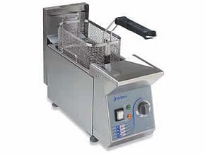 <p>Fritadeiras construídas totalmente em aço inoxidável AISI-304 18/10.</p>