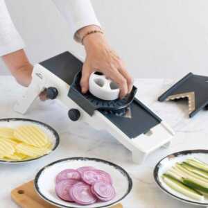 Ralador Corte em V + 5 Lâminas e um Espremedor